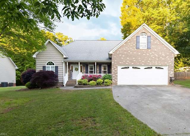 Property at 292 Montclair Dr, Advance, NC 27006, 3 beds, 2.5 baths