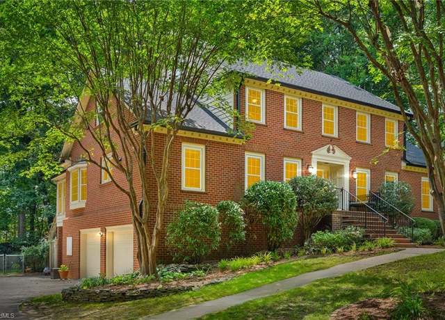 Property at 1903 Tiffany Pl, Greensboro, NC 27408, 5 beds, 4.5 baths