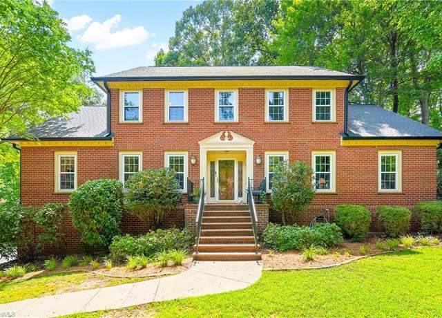 Property at 1903 Tiffany Pl, Greensboro, NC 27408, 5 beds, 4.5 baths