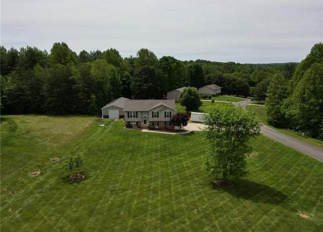 Property at 113 Stone Bridge Rd, Mount Airy, NC 27030, 3 beds, 2 baths