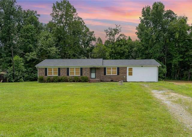 Property at 4203 Kerwick Dr, Greensboro, NC 27409, 3 beds, 2 baths
