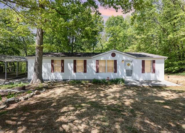 Property at 160 Lake Drive 10, Lexington, NC 27929, 3 beds, 2 baths