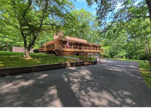 Property at 235 Hogan Bowers Rd, Thomasville, NC 27360, 3 beds, 2 baths