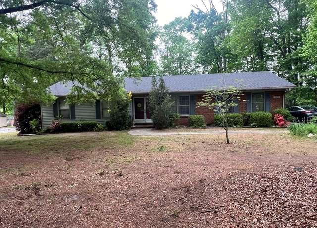 Property at 5899 Ashbrook Cir, Archdale, NC 27263, 3 beds, 2 baths