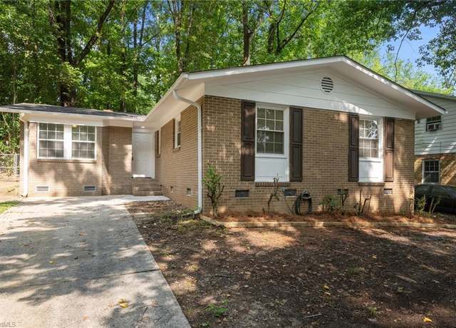 Property at 2315 Regency Dr, Greensboro, NC 27407, 3 beds, 2 baths