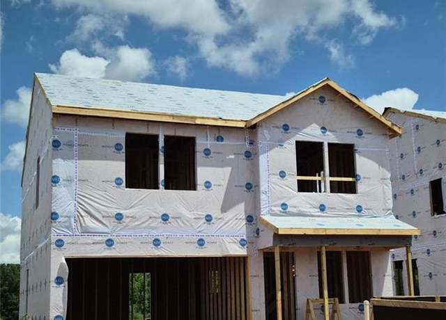 Property at 5091 Fallmeade Rd, Kernersville, NC 27284, 4 beds, 2.5 baths