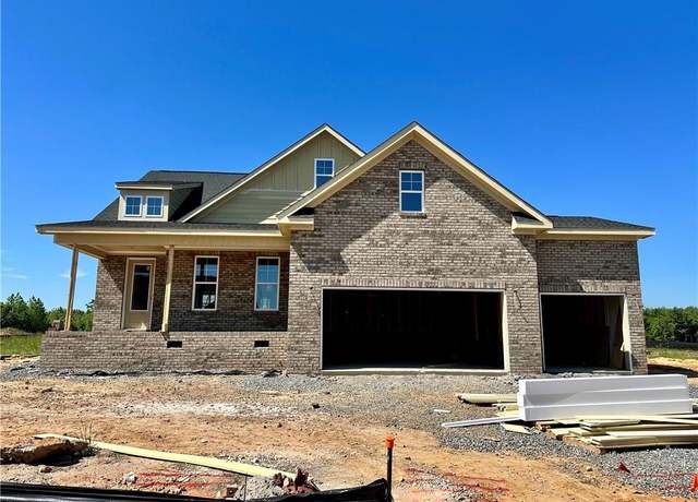 Property at 8503 Lemur Ln, Summerfield, NC 27358, 4 beds, 3 baths