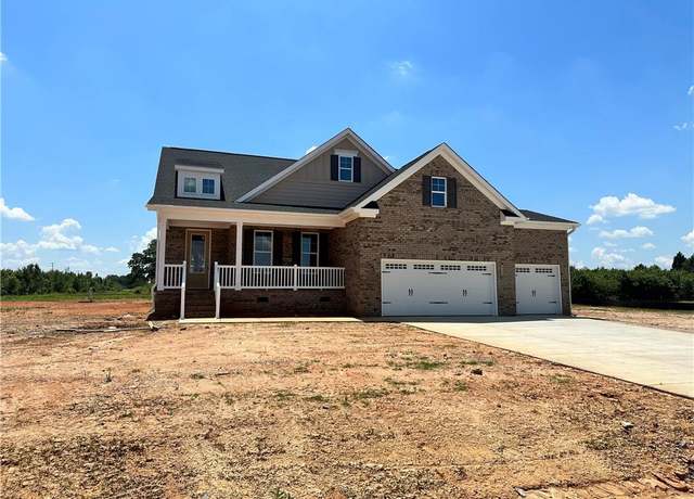 Property at 8503 Lemur Ln, Summerfield, NC 27358, 4 beds, 3 baths