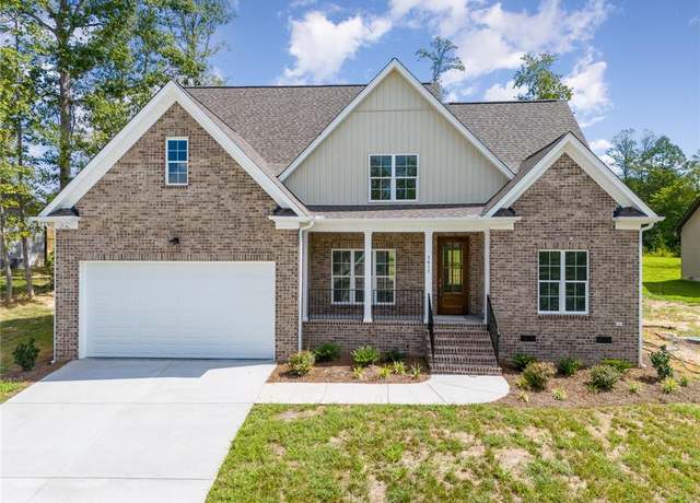 Property at 7612 Monty Dr, Kernersville, NC 27284, 4 beds, 4 baths