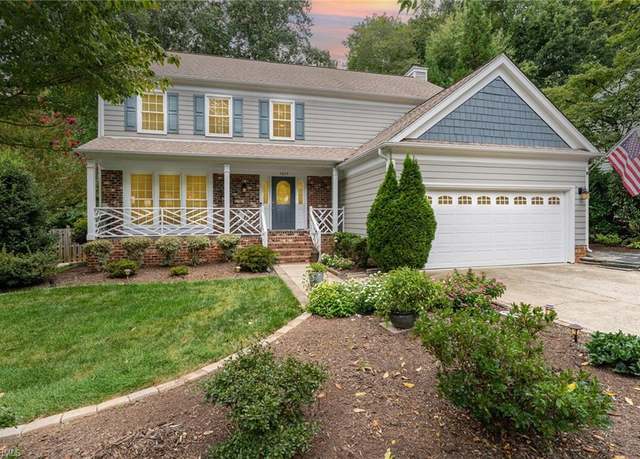 Property at 4804 Country Woods Ln, Greensboro, NC 27410, 4 beds, 2.5 baths