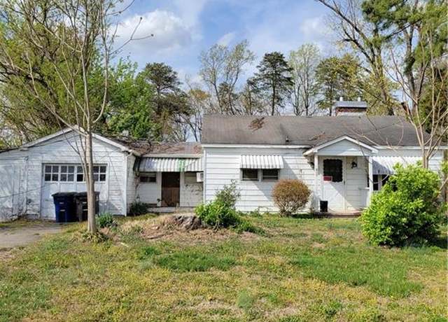 Property at 205 Cecil Dr, Winston-salem, NC 27105, 2 beds, 1 bath