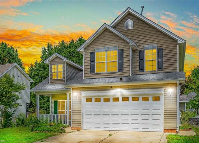 Property at 7 Pilot Ridge Ct, Greensboro, NC 27407, 3 beds, 2.5 baths