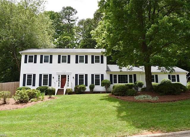 Property at 1713 Lazy Ln, High Point, NC 27265, 5 beds, 3 baths
