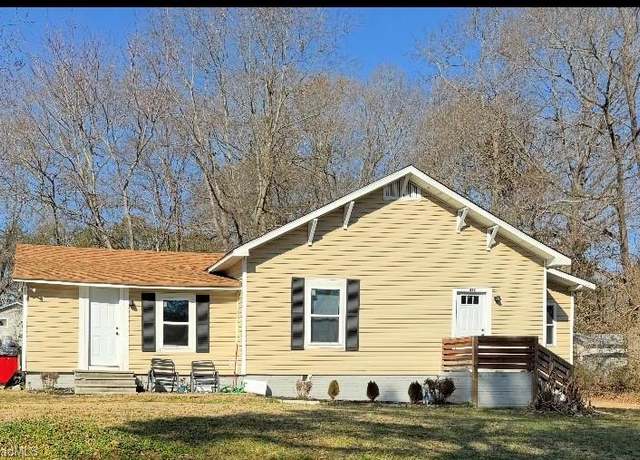 Property at 417 Beech St, Gastonia, NC 28052, 3 beds, 1 bath
