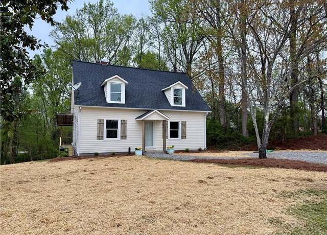 Property at 189 Cub Creek Church Rd, Wilkesboro, NC 28697, 5 beds, 2 baths