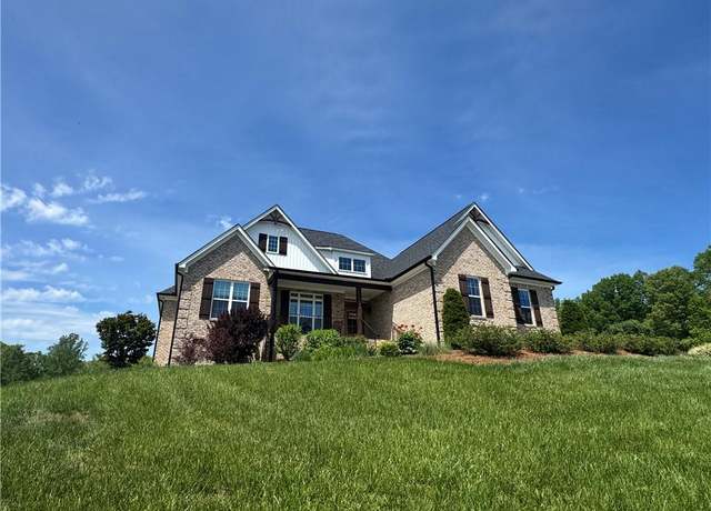 Property at 108 Flagstone Dr, King, NC 27021, 4 beds, 3 baths