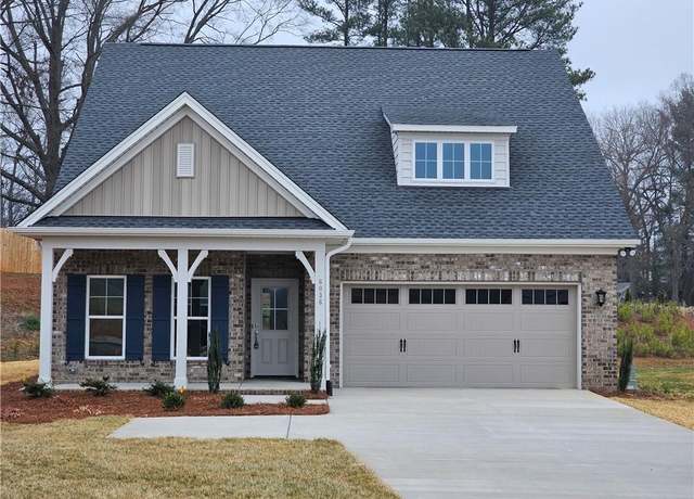 Property at 6036 Haywood St, Clemmons, NC 27012, 3 beds, 3 baths
