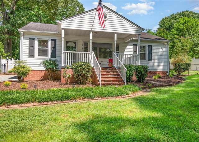 Property at 208 Rockspring Dr, Thomasville, NC 27360, 3 beds, 1 bath