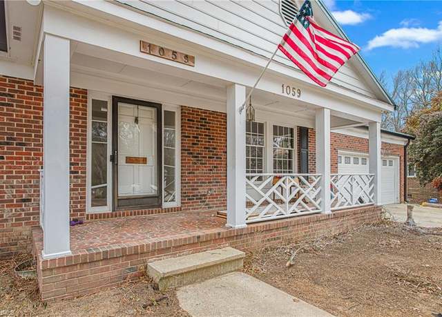 Property at 1059 Indian Valley Dr, Burlington, NC 27217, 3 beds, 2.5 baths