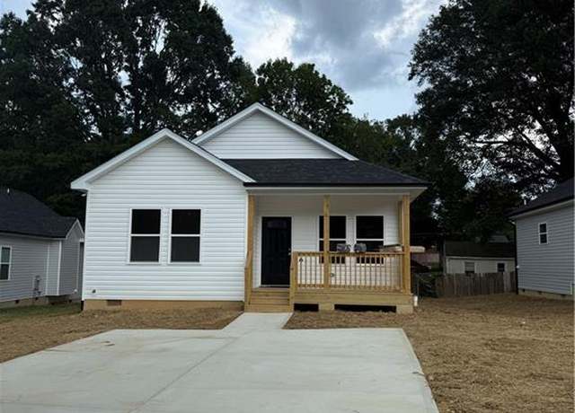 Property at 713 Ross St, Burlington, NC 27217, 3 beds, 2 baths