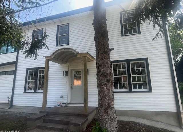 Property at 2515 Patterson Ave, Winston-salem, NC 27105, 5 beds, 3 baths