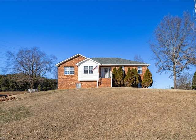 Property at 190 Williams Meadow Ln, Winston-salem, NC, 3 beds, 2 baths