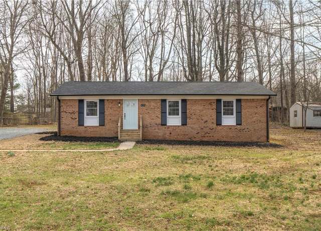 Property at 435 Wrenn Dr, Lexington, NC 27292, 3 beds, 1.5 baths