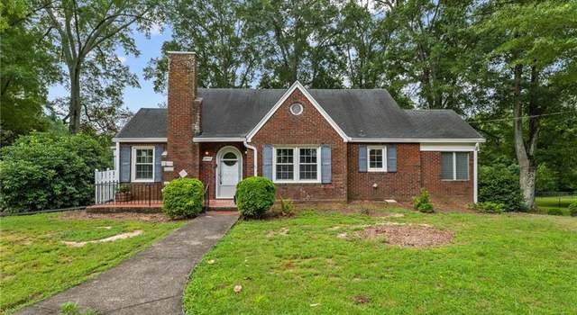 Photo of 1444 Courtney Huntsville Rd, Yadkinville, NC 27055
