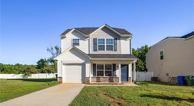 Photo of 210 Glenoaks Dr, Lexington, NC 27292