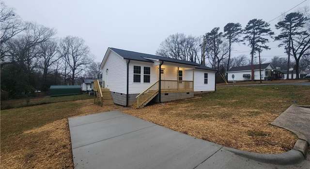 Photo of 359 Peachtree St, Asheboro, NC 27203