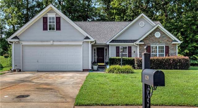 Photo of 129 Dover Dr, King, NC 27021