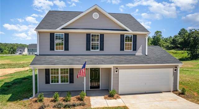 Photo of 107 Lookout Trl, Madison, NC 27025