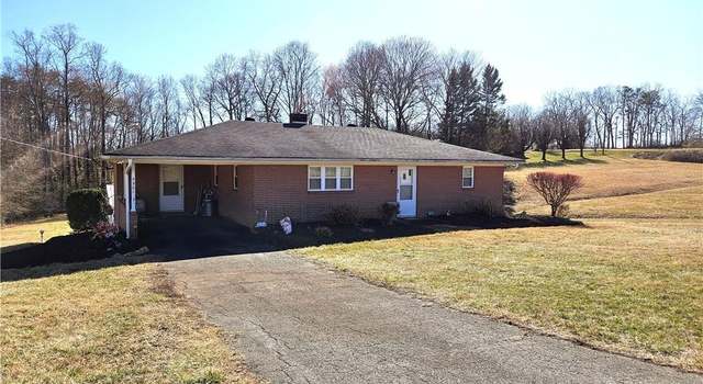 Photo of 5921 Friendship Circle Rd, East Bend, NC 27018