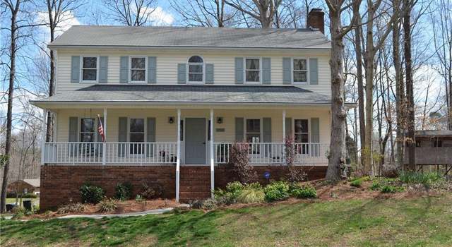 Photo of 1716 Abbottsford Dr, Kernersville, NC 27284