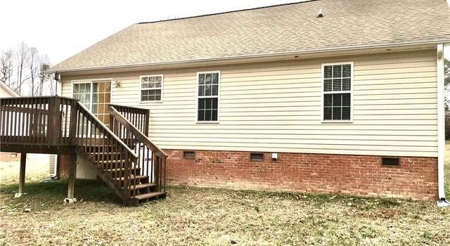 Photo of 11 Brandy Wine Dr, Thomasville, NC 27360