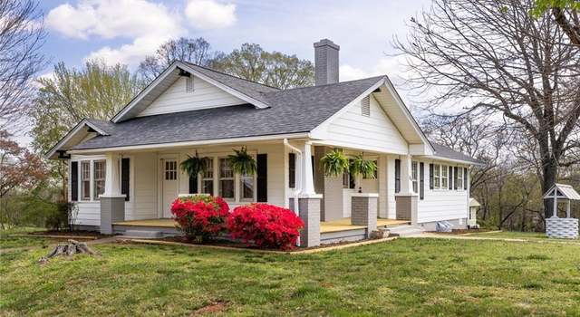 Photo of 254 Cub Creek Church Rd, Wilkesboro, NC 28697