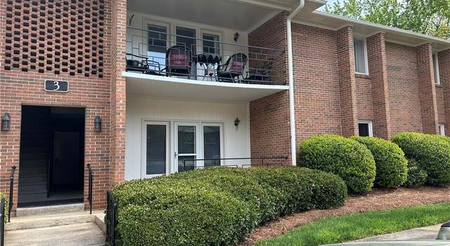 Photo of 3 Fountain View Cir Unit B, Greensboro, NC 27405