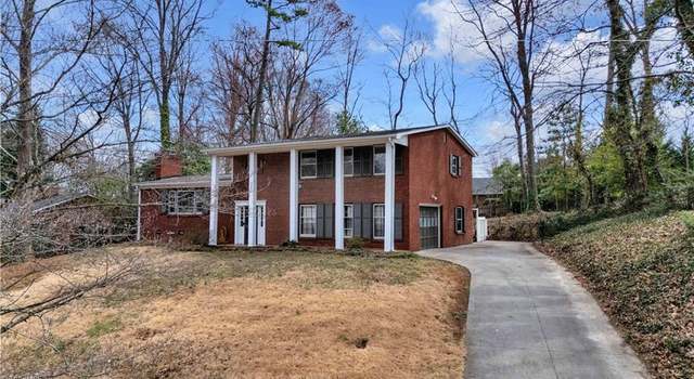Photo of 2801 Regency Dr, Winston-salem, NC 27106