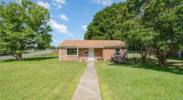 Photo of 1118 Ashe St, Greensboro, NC 27406