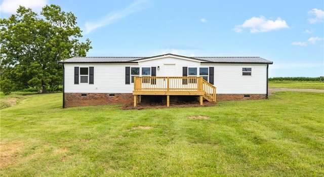 Photo of 1055 Woolen Store Rd, Reidsville, NC 27320