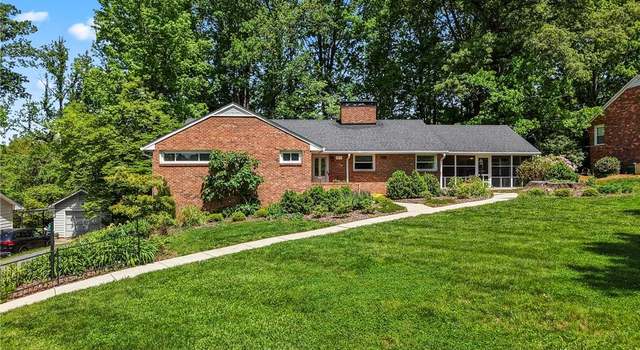 Photo of 2873 Monticello Dr, Winston-salem, NC 27106