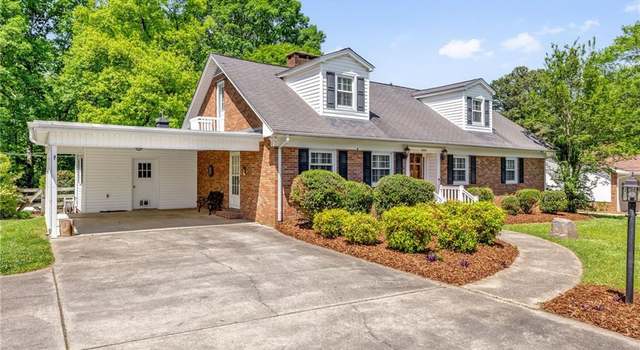Photo of 5211 Skylark Dr, Greensboro, NC 27405