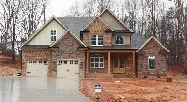 Photo of 835 Kapstone Xing, Lexington, NC 27295