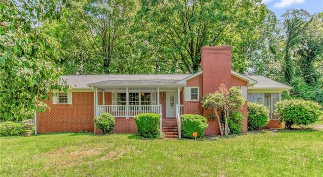 Photo of 1137 Twin Oak Dr, Winston-salem, NC 27105