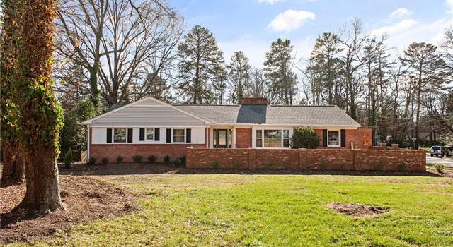 Photo of 4113 W Friendly Ave, Greensboro, NC 27410