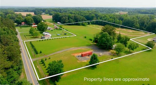Photo of 3035 Baity Rd, Yadkinville, NC 27055