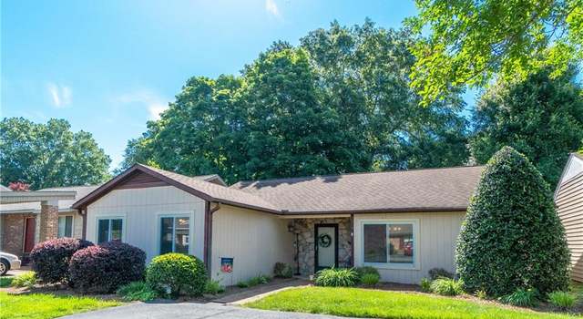 Photo of 136 Fairway Dr, Bermuda Run, NC 27006