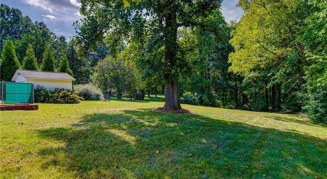 Photo of 5585 Old Valley School Rd, Kernersville, NC 27284