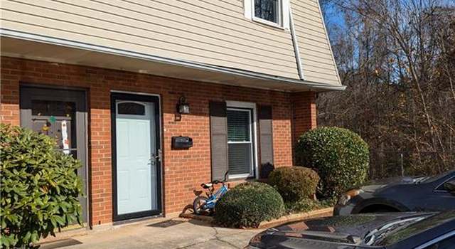 Photo of 331 Vineyard Park Ct, Winston-salem, NC 27104