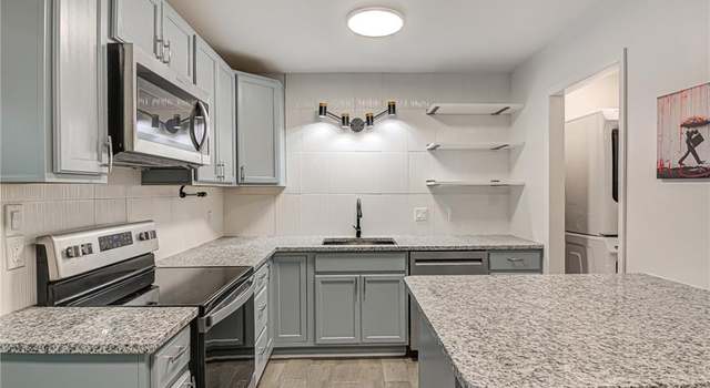 Photo of 2773 Reynolds Park Rd, Winston-salem, NC 27107